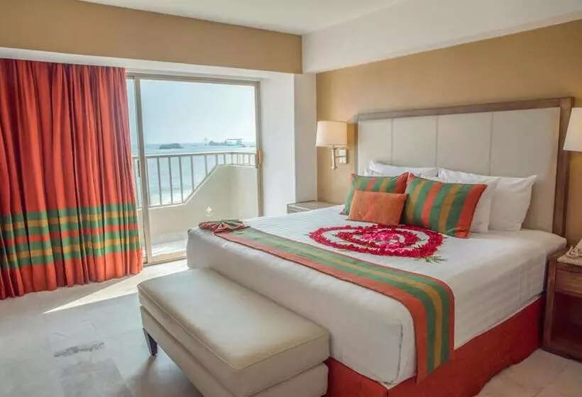 景色の見えるダブルベッドスタンダードルーム, Tesoro Ixtapa Beach Resort