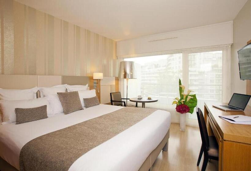 Студия Стандарт, Residhome Courbevoie La Défense