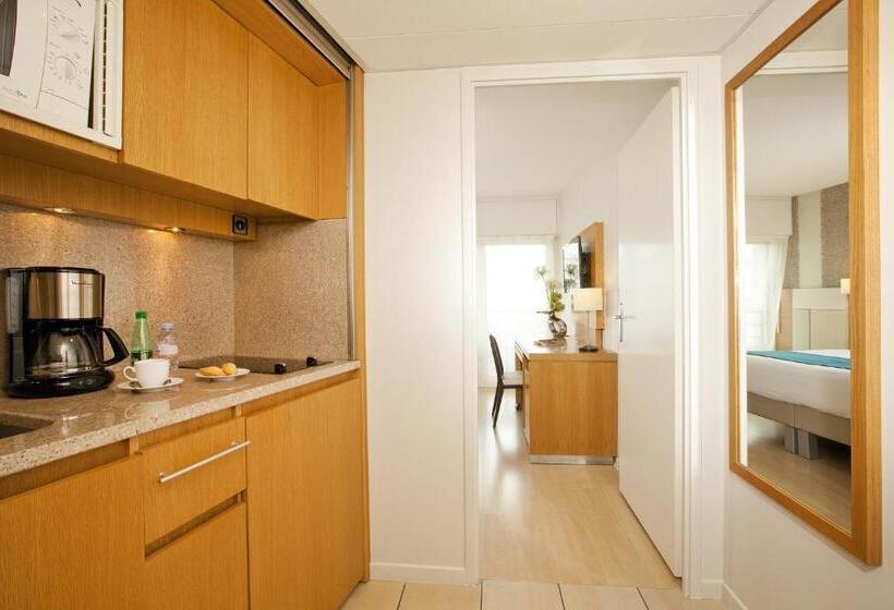Escritório Estándar, Residhome Courbevoie La Défense