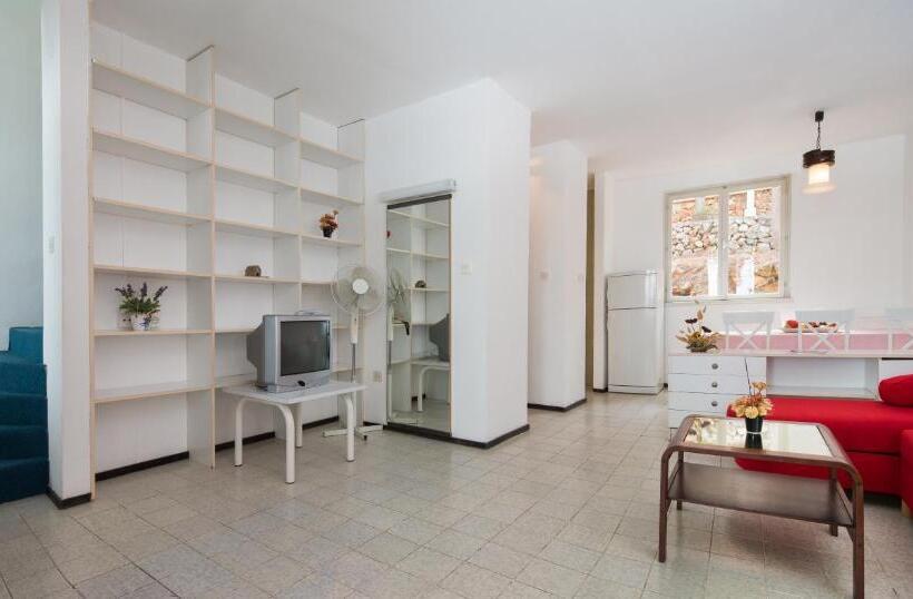 סוויטת 2 חדרי שינה, Fontana Resort