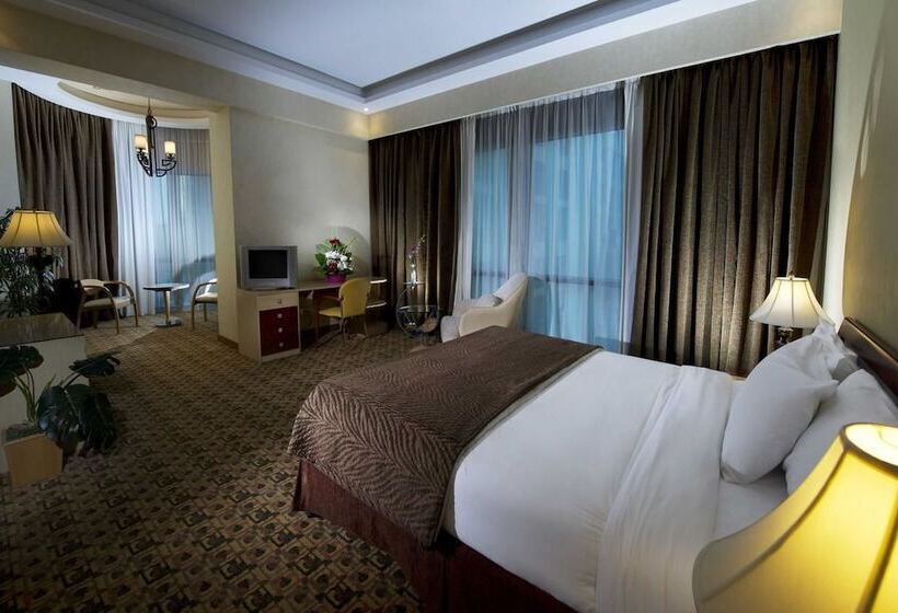 آپارتمان 3 خوابه, Excelsior Luxury Apartments