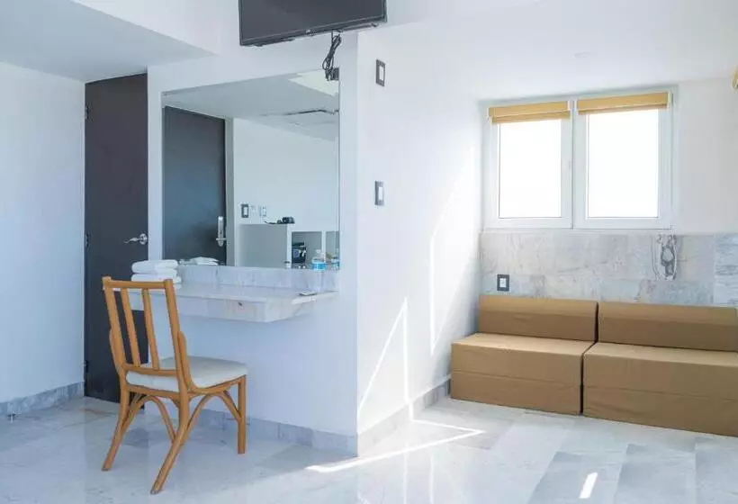 オーシャンビュースタンダードルームバルコニー付き, Hawaii Hotel Veracruz