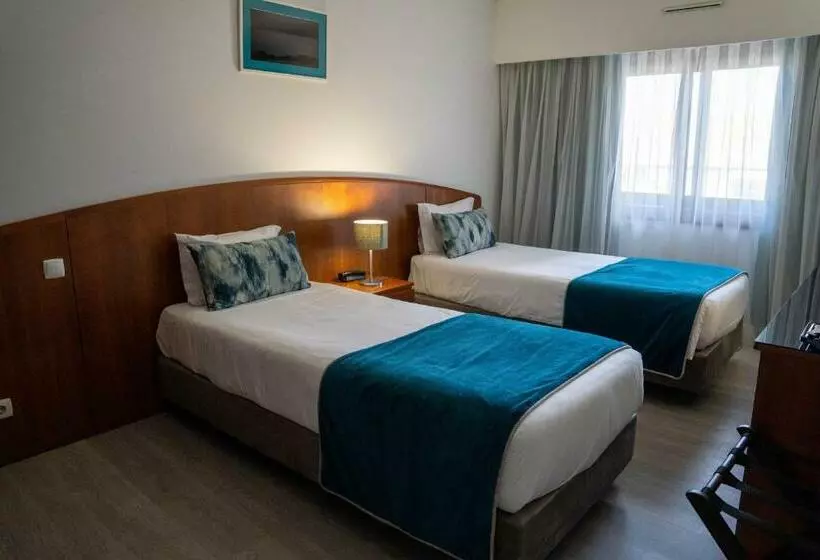 اتاق استاندارد یک نفره, Apulia Praia