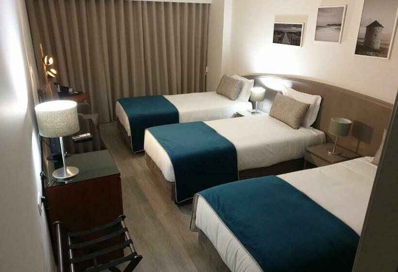 חדר סטנדרט לשלושה, Apulia Praia