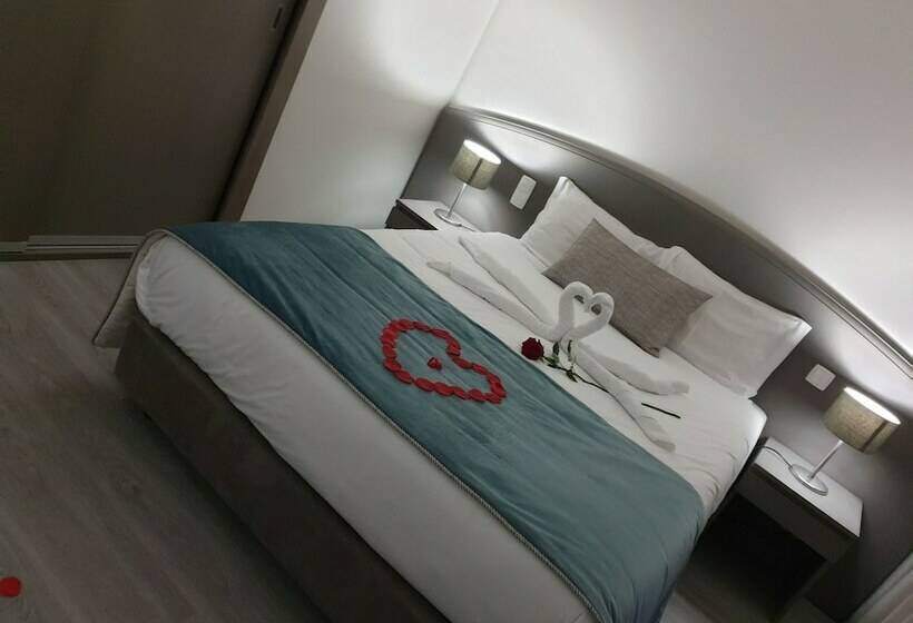 로맨틱 룸, Apulia Praia