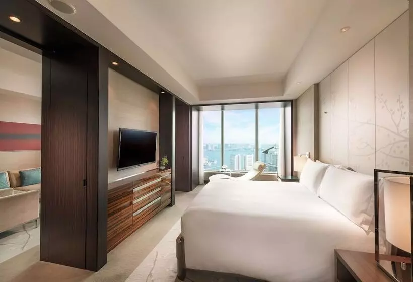 景色の見えるスイートルーム, Conrad Tokyo