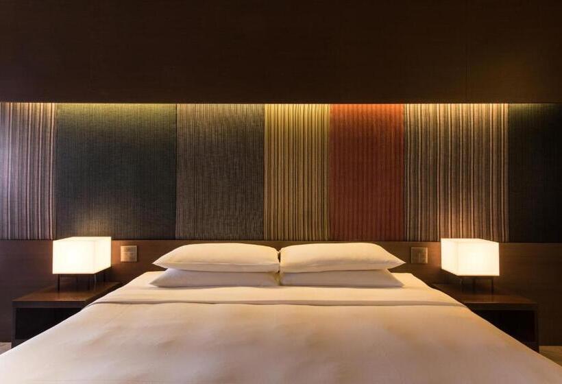 اتاق لوکس با بالکن, Hyatt Regency Kyoto