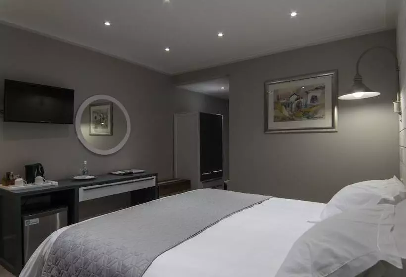 اتاق لوکس با چشم‌انداز دریا, Luderitz Nest