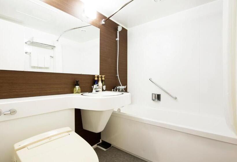 Номер Стандарт Трехместный, Mystays Ueno East