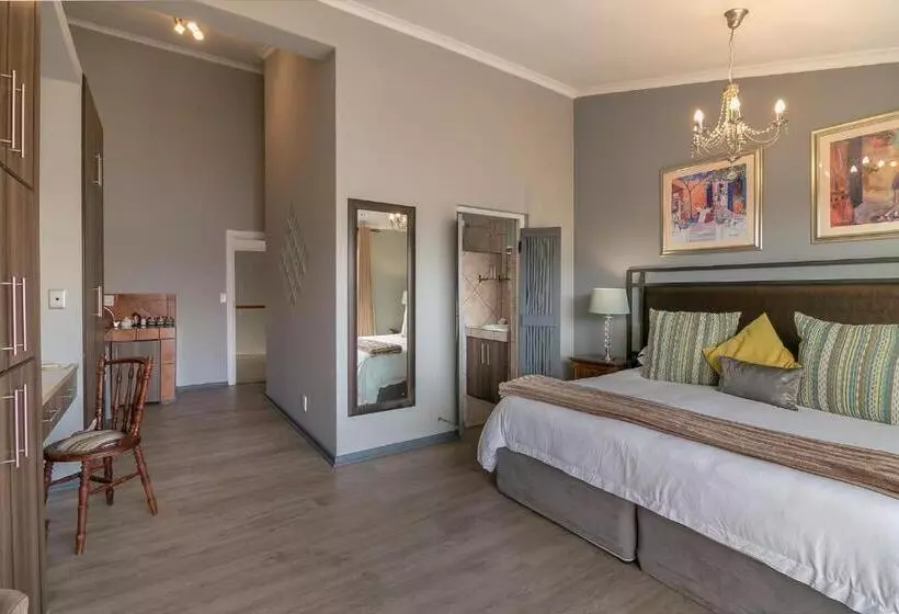レイクビューデラックスルーム, Overmeer Guest House