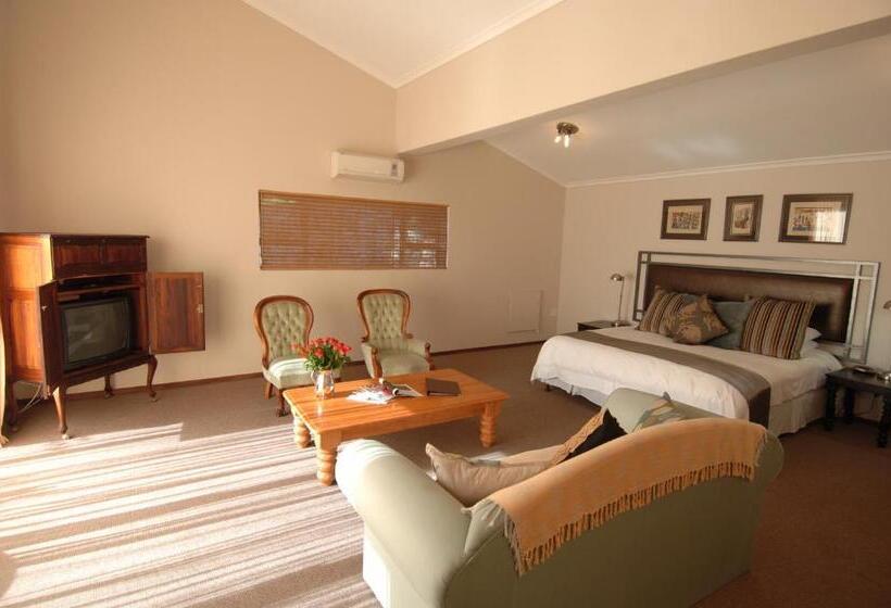 اتاق لوکس با چشمانداز استخر, Overmeer Guest House
