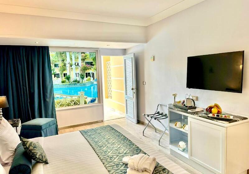 اتاق لوکس با چشمانداز استخر, Paradise Inn Beach Resort