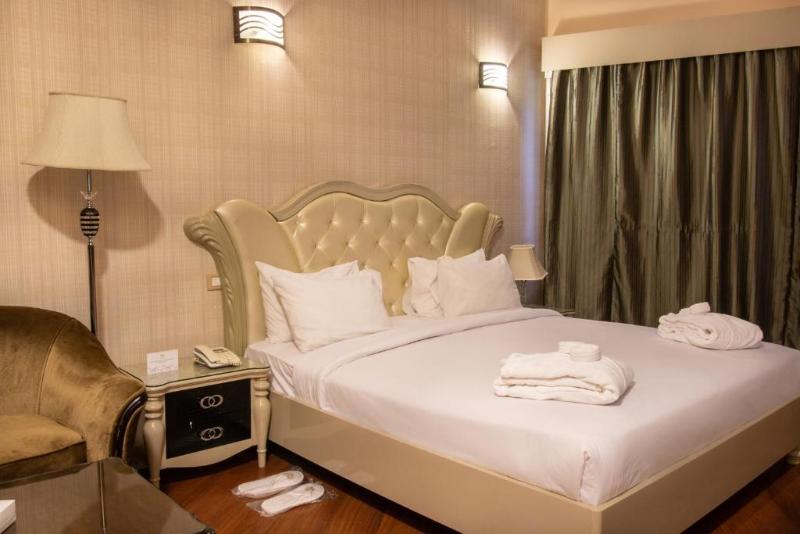 اتاق لوکس, Paradise Inn Beach Resort