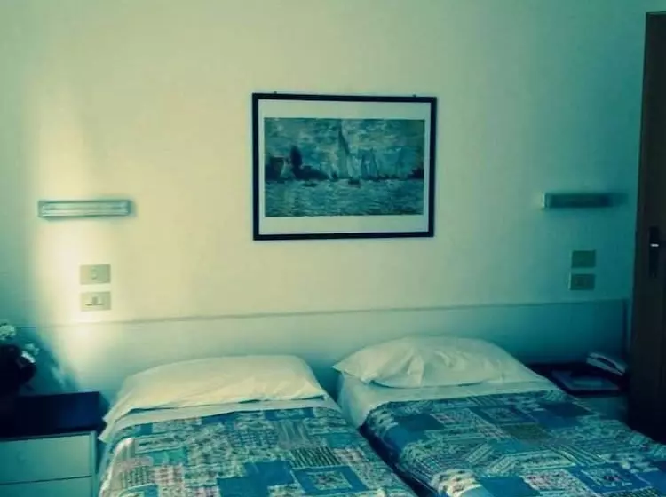 エコノミールーム, Villa Padulella