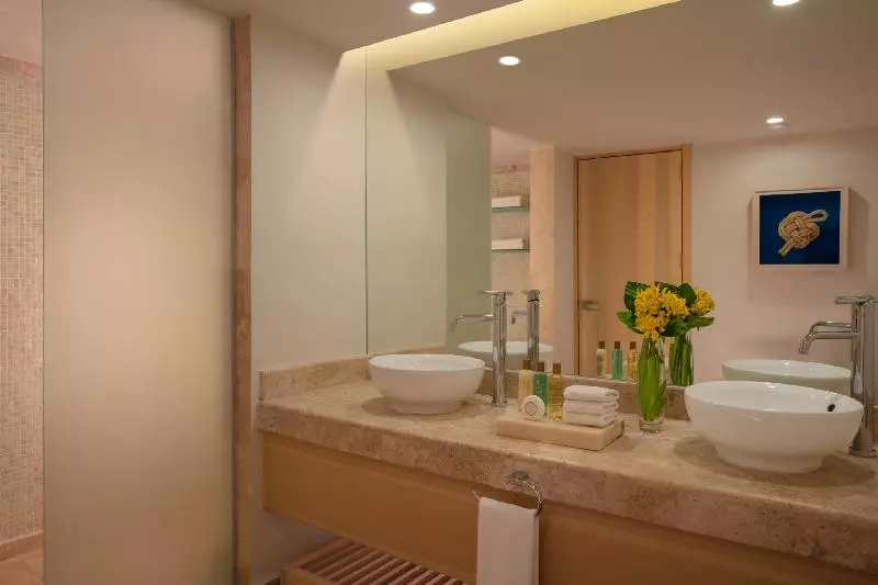 اتاق لوکس با چشم‌انداز دریا, Dreams Aventuras Riviera Maya   All Inclusive