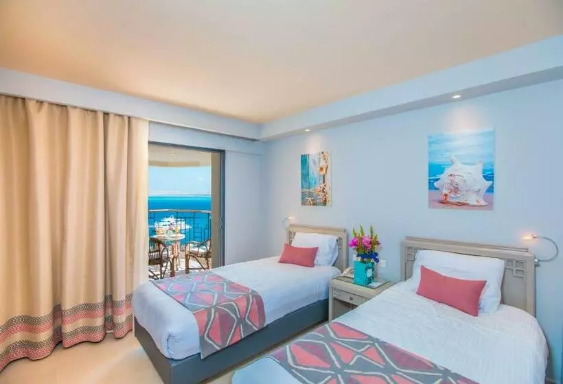 اتاق سوپریور با چشم‌انداز دریا, Sunrise Holidays Resort Adults Only
