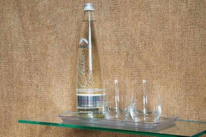 جناح جونيور ديلوكس, Victor S Residenz Hotel Berlin Mitte