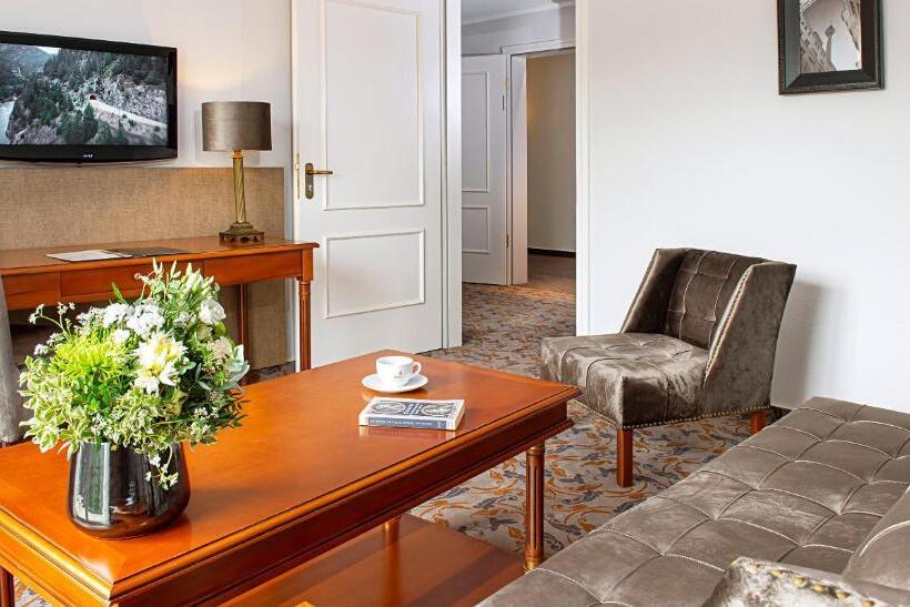 디럭스 주니어 스위트, Victor S Residenz Hotel Berlin Mitte