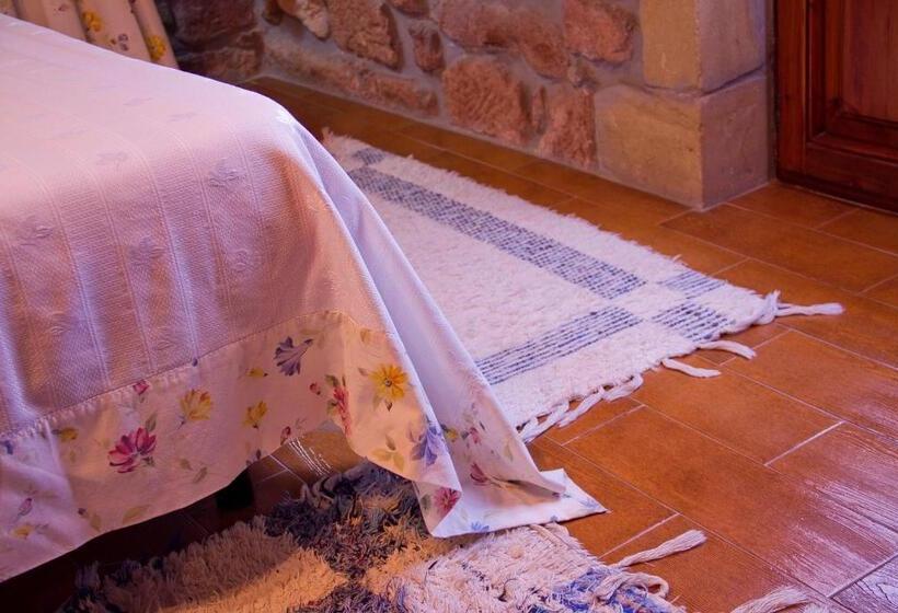 غرفة قياسية, Casa Velarde