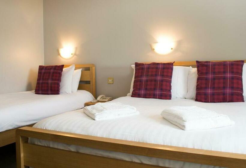 غرفة عائلية, Balavil