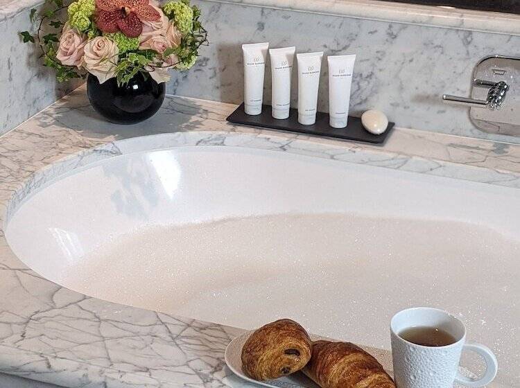 プレステージルーム, Hôtel Barrière Fouquet S Paris