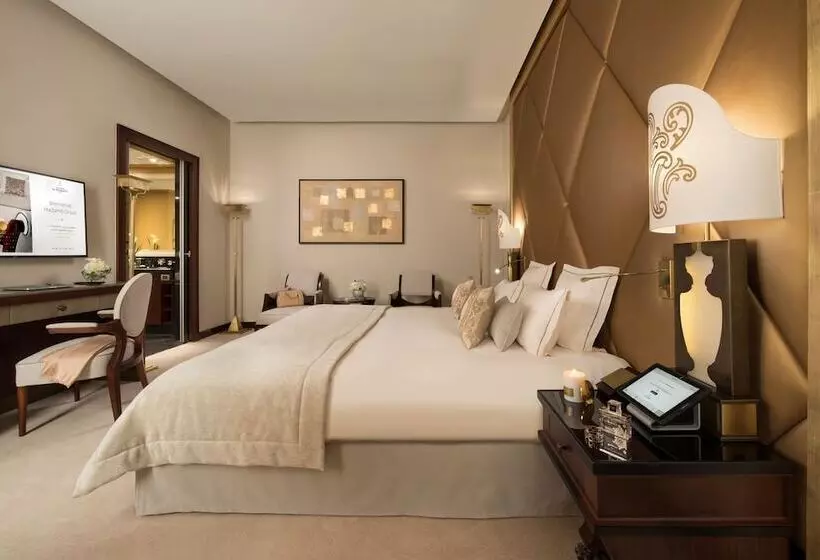 デラックススイート, Hôtel Barrière Fouquet S Paris
