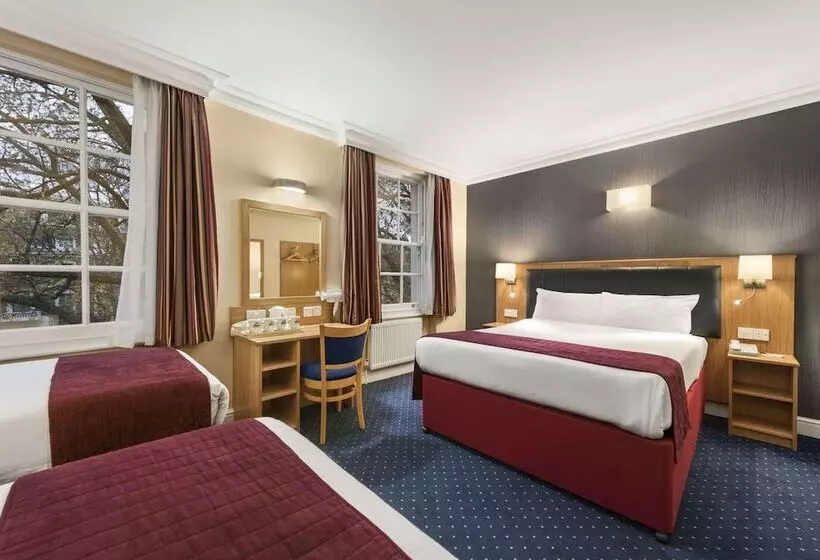 اتاق استاندارد سه نفره, Days Inn Hyde Park