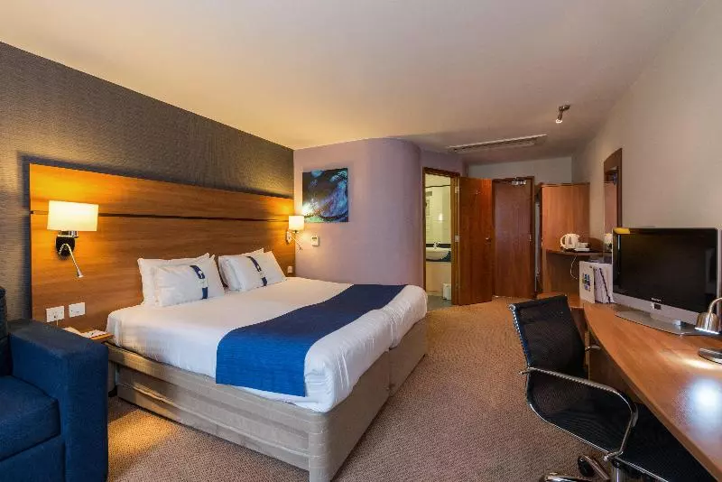 身障者適用スタンダードルーム, Holiday Inn Express Shrewsbury, An Ihg