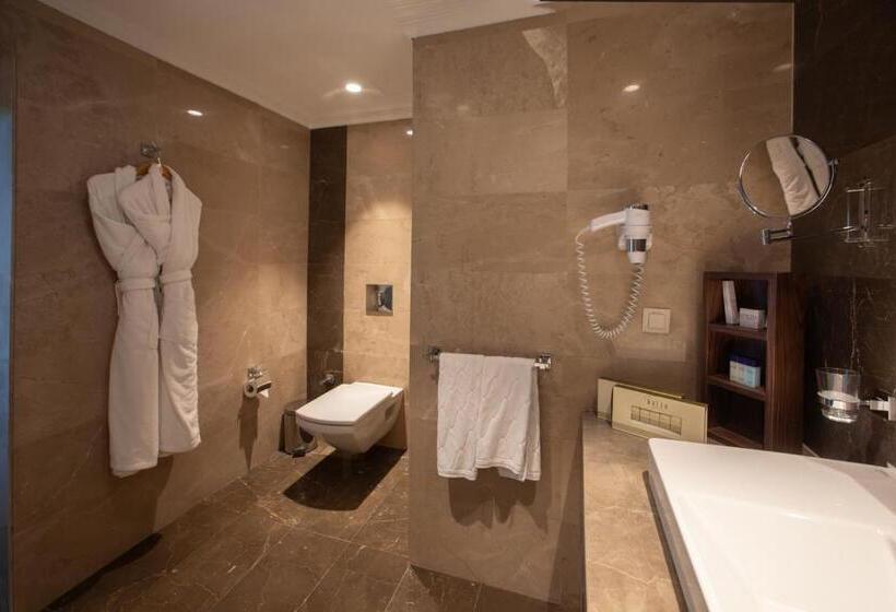 سوئیت پرزیدنت, Kolin Hotel Spa & Convention Center
