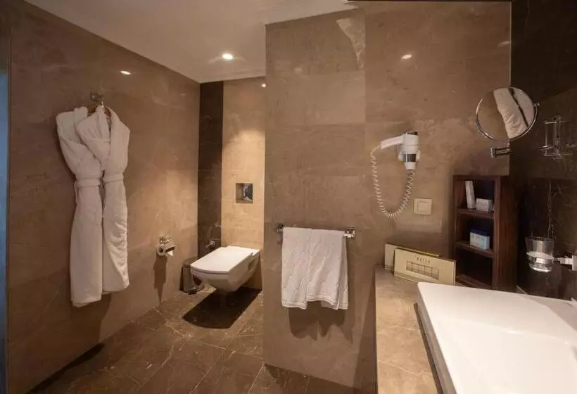 سوئیت پرزیدنت, Kolin Hotel Spa & Convention Center