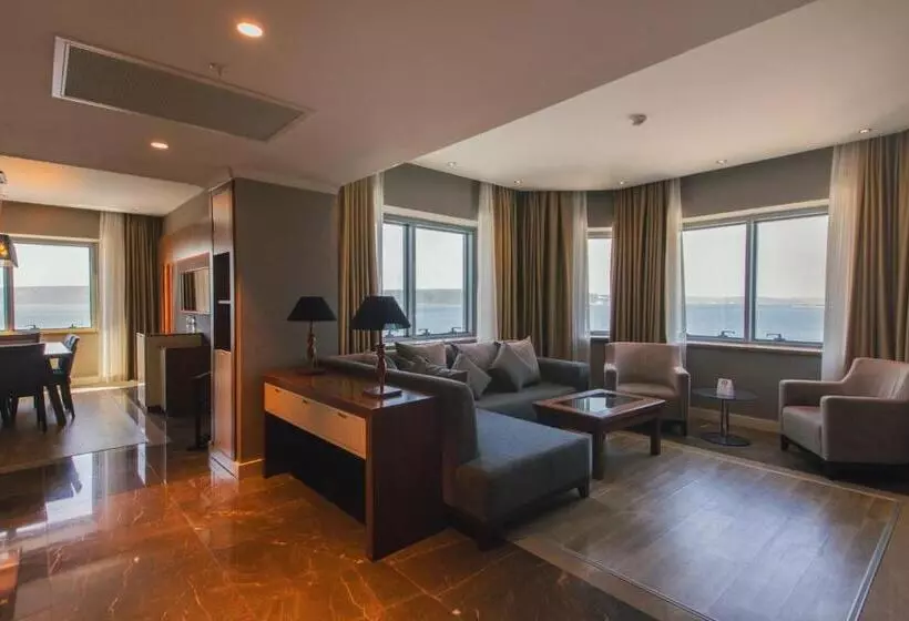 سوئیت پرزیدنت, Kolin Hotel Spa & Convention Center