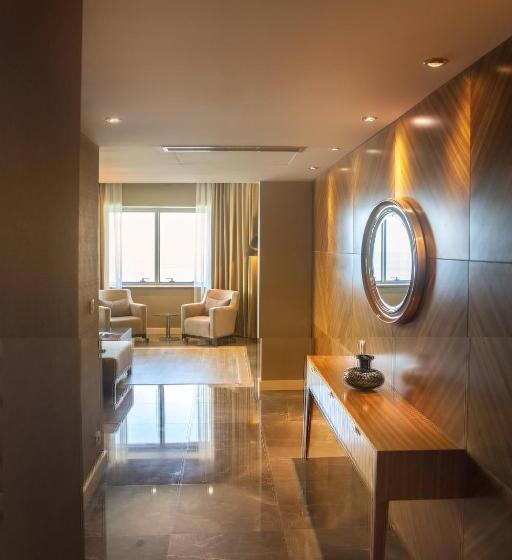 جناح رئاسى, Kolin Hotel Spa & Convention Center