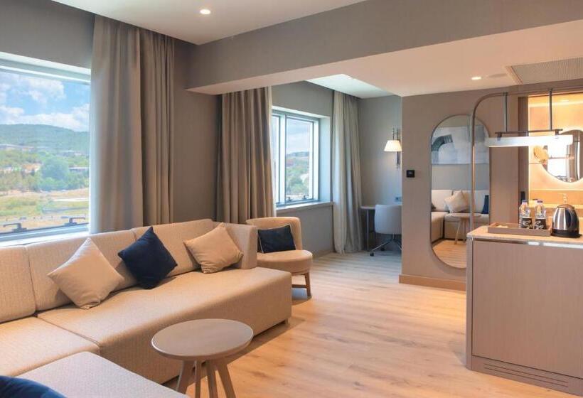 جناح عائلي, Kolin Hotel Spa & Convention Center