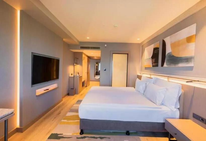 سوئیت با تخت بزرگ, Kolin Hotel Spa & Convention Center