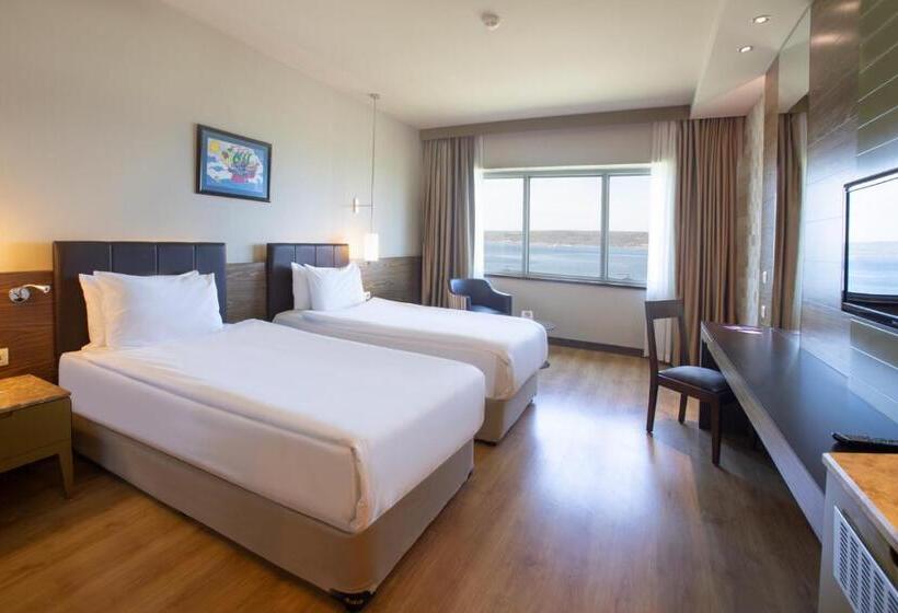 اتاق استاندارد برای معلولان, Kolin Hotel Spa & Convention Center
