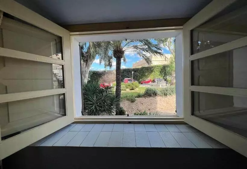 スイート, La Ventana