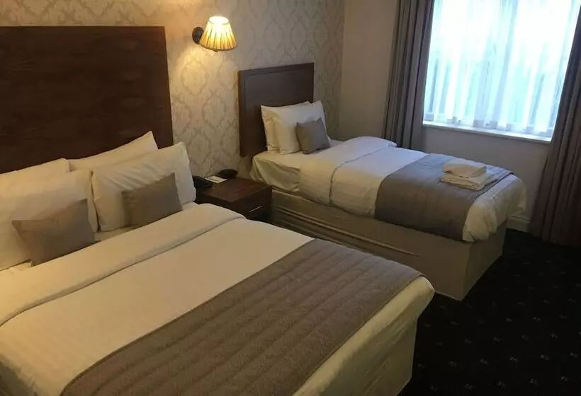 レイクビュースタンダードルーム, Normanton Park Hotel, Sure Hotel Collection By Best Western