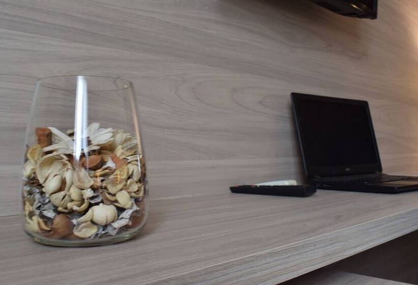 スタンダードルーム, Roma Domus