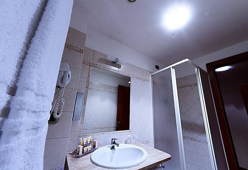 スタンダードトリプルルーム, Roma Domus