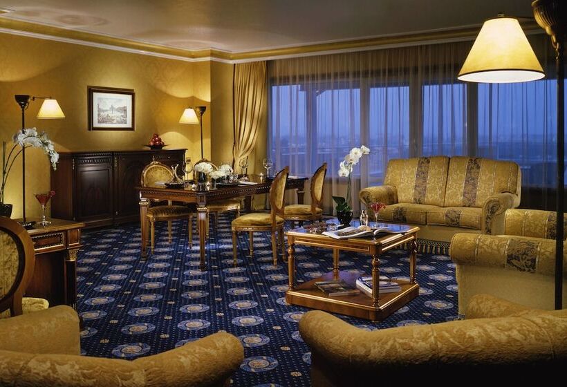סוויטה נשיאותית, Rome Marriott Park