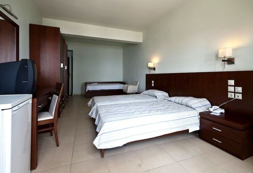 Triple Room Sea View, Skiathos Club Hotel Suites