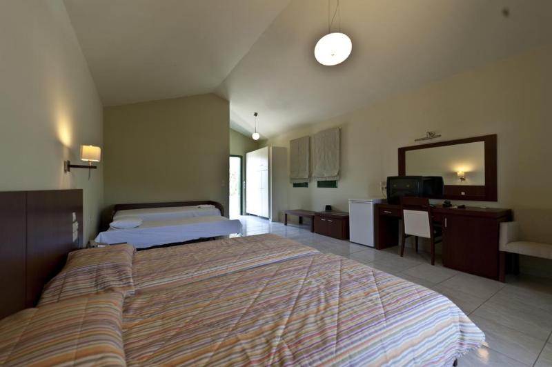 Семейный Номер Вид на Море, Skiathos Club Hotel Suites