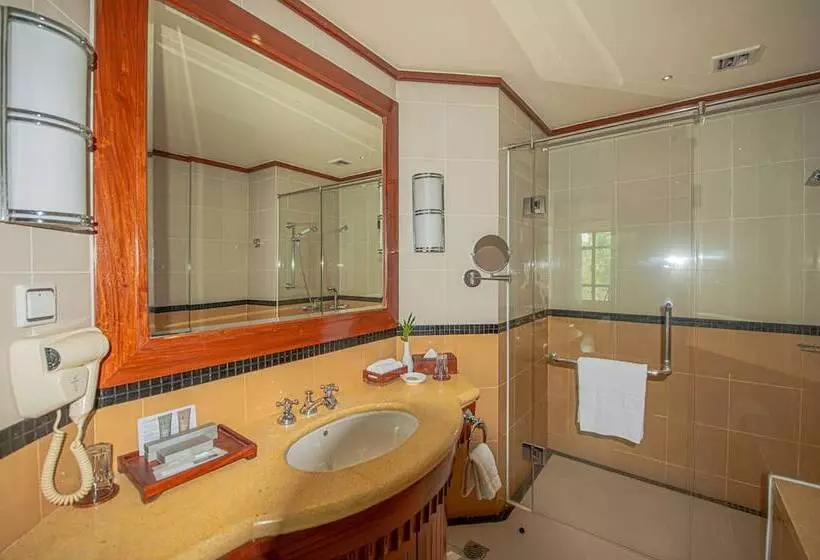 プールの見えるデラックスルーム, Sokha Angkor Resort