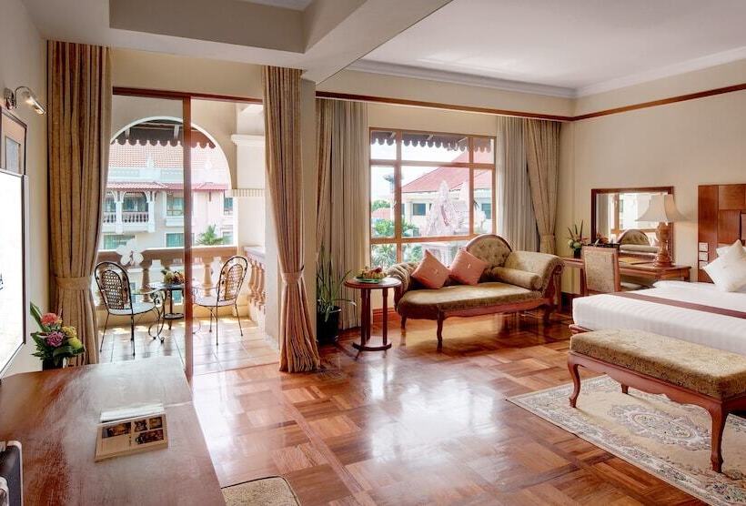 Люкс Клуб, Sokha Angkor Resort