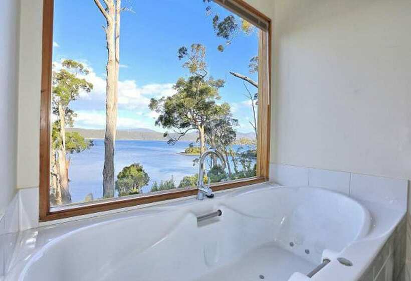 샬레, Stewarts Bay Lodge
