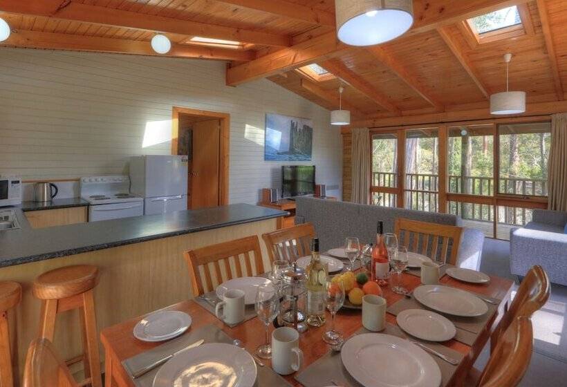 كابينة, Stewarts Bay Lodge