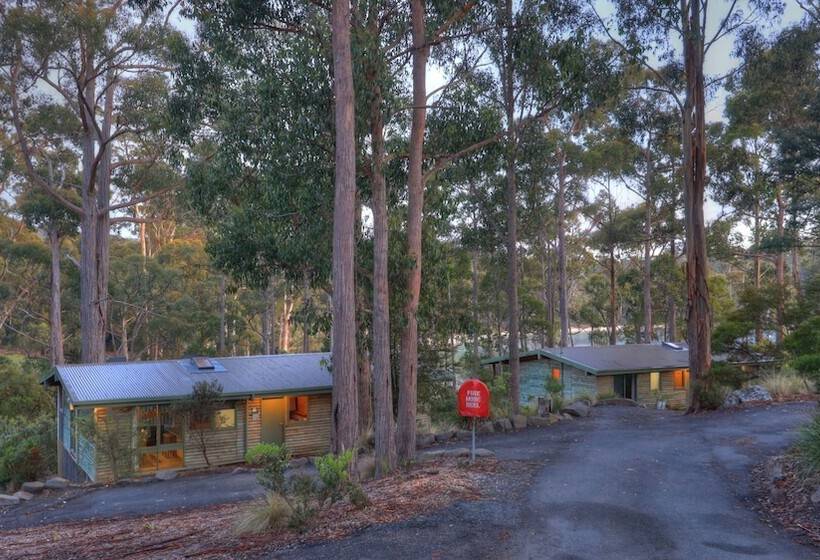 كابينة, Stewarts Bay Lodge