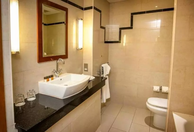 سوییت با چشم‌انداز دریا, The Quay Hotel And Spa