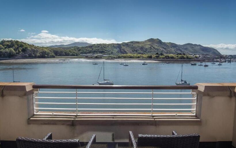 Penthouse Suite, The Quay Hotel And Spa