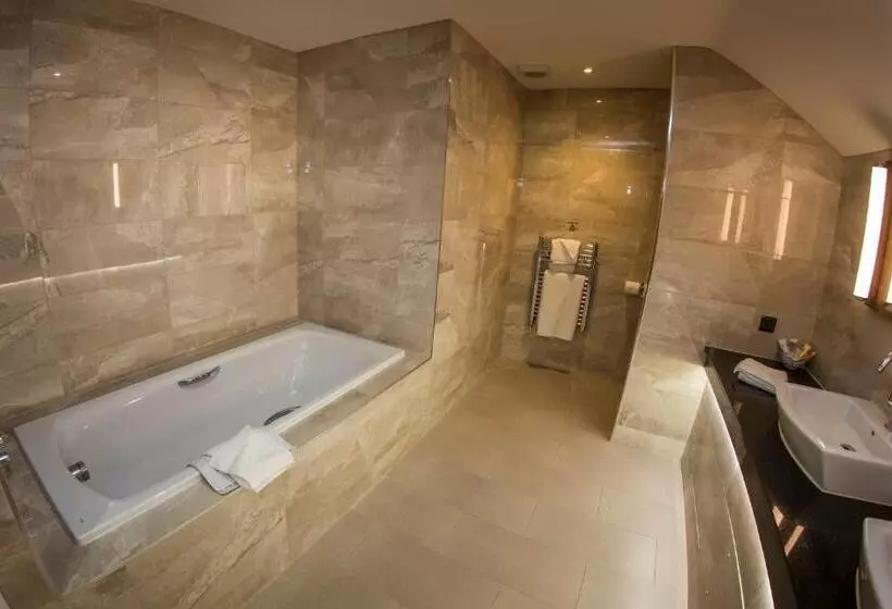 اتاق استاندارد با چشم‌انداز دریا, The Quay Hotel And Spa